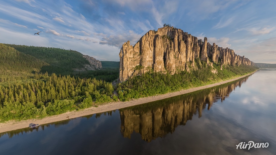 Lena Pillars