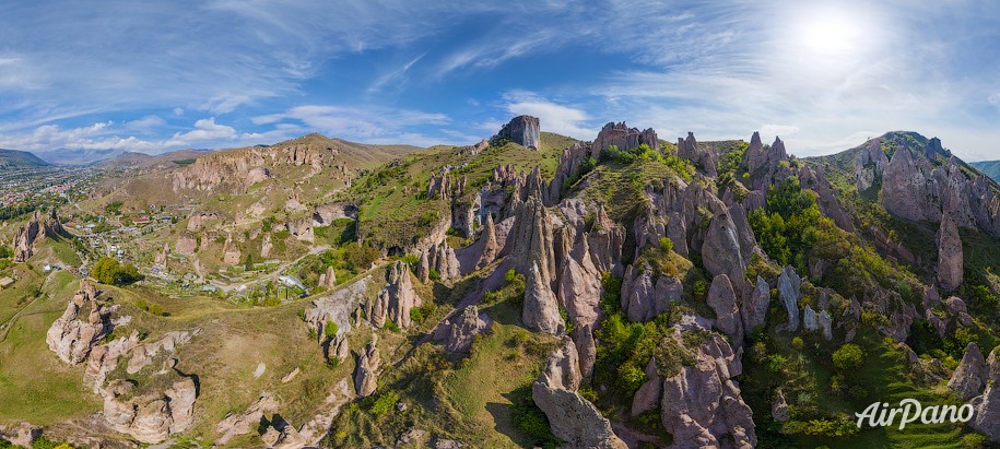 Unnamed stone sculptures of Goris