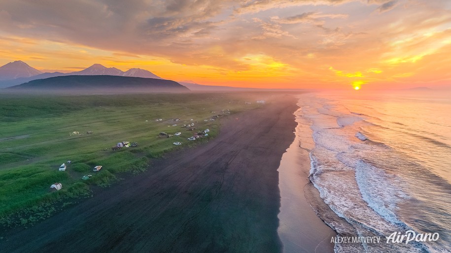 Halaktyrskiy beach