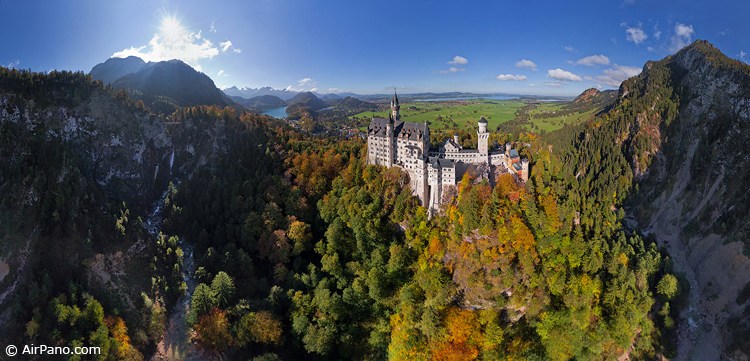 Neuschwanstein Castle in Autumn 