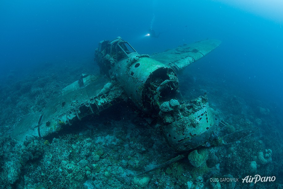 Jake Seaplane wreck, Palau