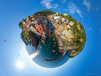 Riomaggiore. Planet