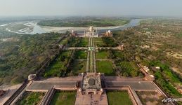 Above the Great Gate (Darwaza-i Rauza)