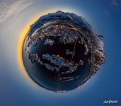 Svolv?r at sunset. Planet