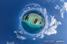 Rangiroa. Reef island. Planet