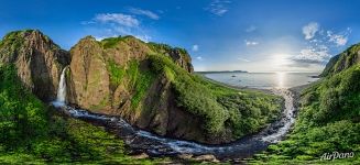 Waterfall in the Kamenistaya Bay