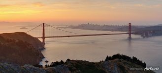 Panorama of the Golden Gate Bridge